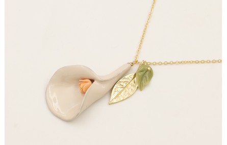 Collar cadena eslabón pequeño dorado mate con cala