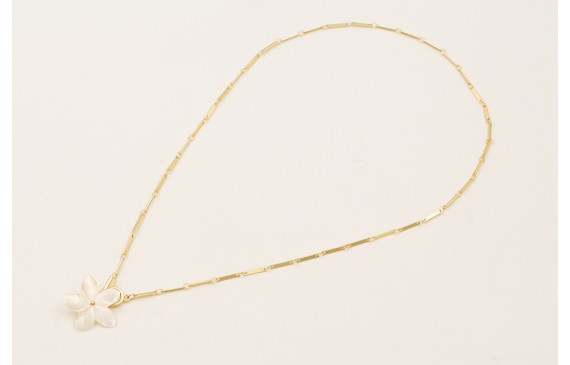 Collar cadena listones dorado mate con flor de nac