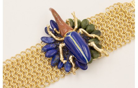 Pulsera escarabajo azul y marrón, gotas lapislazul