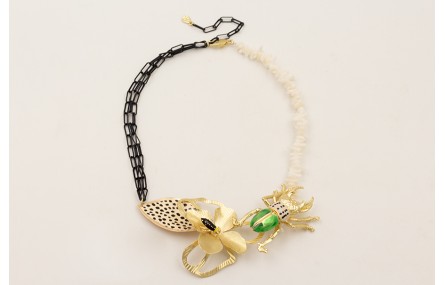 Collar mitad cadena eslabón negro mitad chips cora