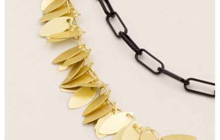 Collar cadena ramilletes rectangulos dorado mate, 