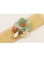 Pulsera malla dorada mate con flores naturales azu
