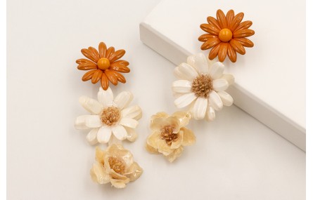 Pendientes flor grande esmaltada marrón con flor g