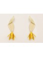 Pendientes hoja doblada esmalte beige colgante flo