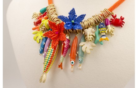 Collar goma naranja con arandelas doradas mate, pe