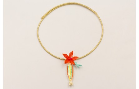 Collar cordón magnetico dorado con pez esmaltado c