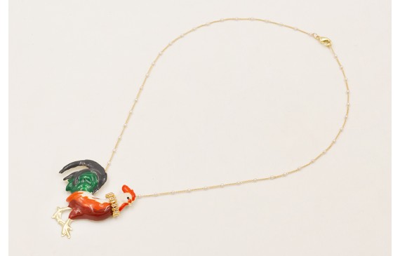 Collar cadena perlitas intercaladas con gallina es