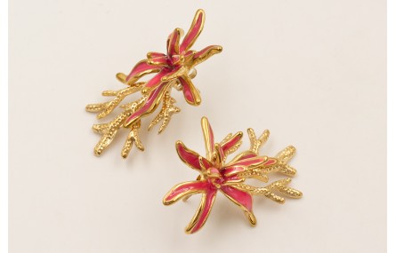Pendientes flor irregular esmalte rosa y colgante 