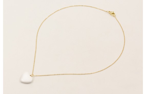 Solitario corazón blanco con cadena eslabón pequeñ