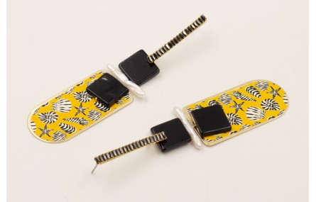 Pendientes perno forrado cadena strass negro, colg