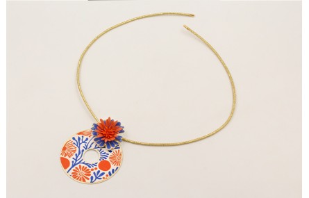 Collar cordón magnetico dorado con colgante disco 