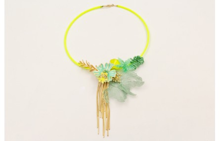 Collar rigido forrado con cordón elastico fluor, c