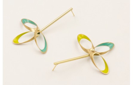 Pendientes ovalos biselados esmalte lima y turuqes