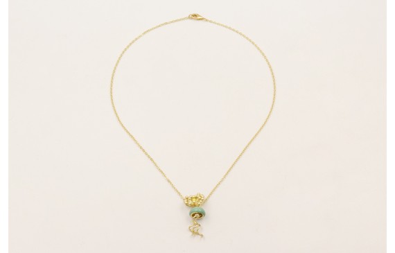Collar colgante medusa esmaltada verde piedra y ra