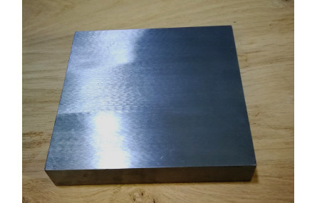 Base plana Acero para Martillear 10,2*10,2*,18cms