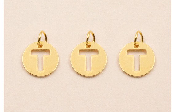Colgante letra T 10mm Baño Oro 18K, 3Micras