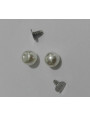 Perla 6mm con medio agujero y con remache