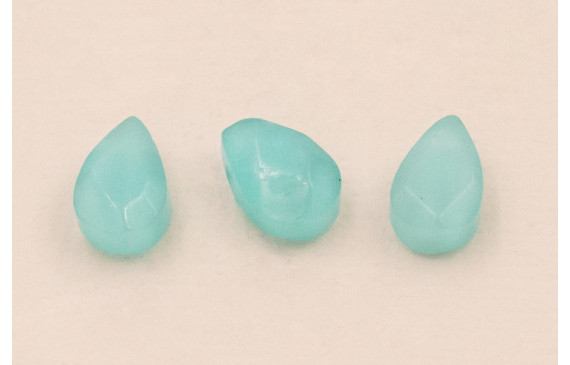 Gota Cuarzo facetado 10*6mm verde Turquesa