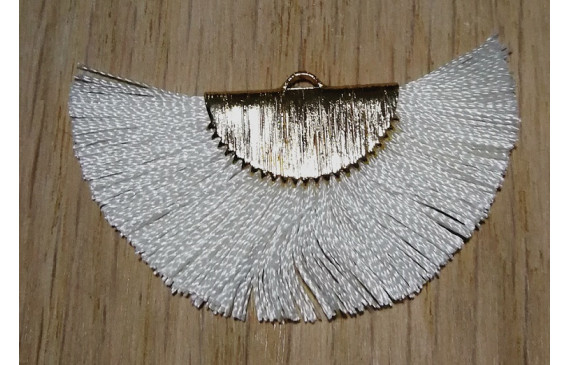 Pendiente abanico 45*25mm Blanco