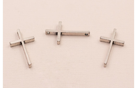 Cruz 23*13*3 Plata Vieja