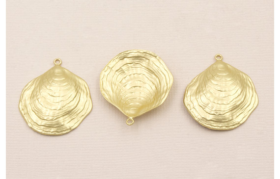 Colgante Concha Plana 27*27mm Dorado Mate