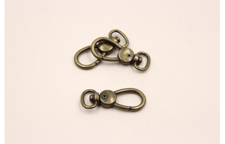 Mosquetón plano O.Viejo 44*17mm