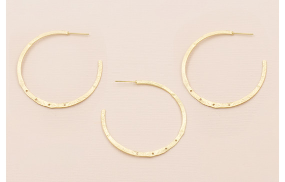 Pendiente Aro Labrado 47mm diam. borde perforado