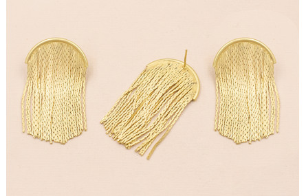 Pendiente arqueado 22*40mm con Flecos Oro Mate