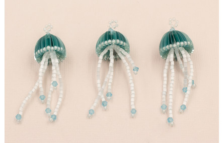 Medusa de Abalorios 50*15mm verde y Blanca