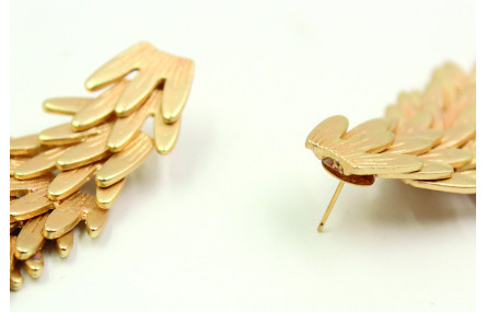 Pendientes escamas redondo en oro mate. Largo del 