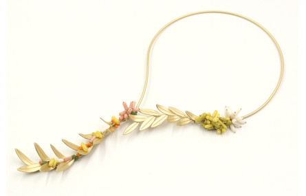 Collar rigido hojas en oro mate con semipreciosas 