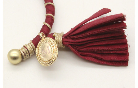 Pulsera rigida forrada con seda natural granate co