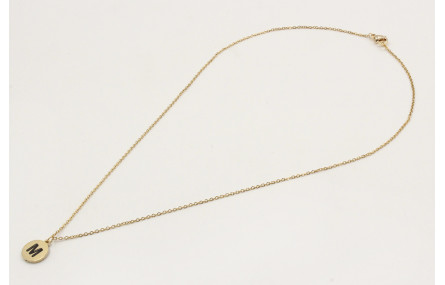 Solitario de acero inoxidable con chapa letra M ne