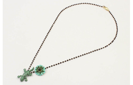 Collar cadena miyuki negra con colgante lagarto ve