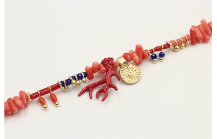 Pulsera corales rosas con colgantes de almeja,sol,