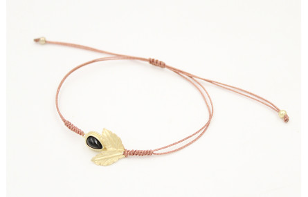 Pulsera hilo macramé oro rosa con entrepieza piedr
