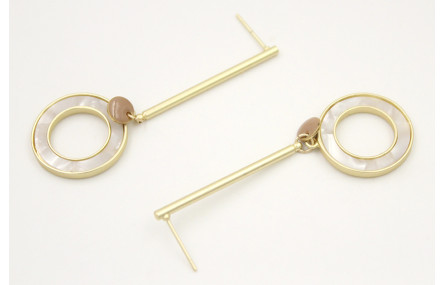 Pendientes perno palo oro mate con colgante disco 