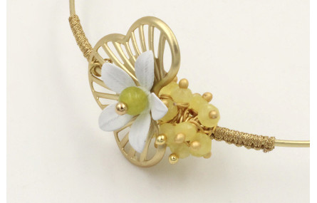 Pulsera rigida con trevól oro mate casquilla blanc