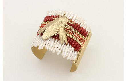 Brazalete etnico con listones de perlas, gotas cor