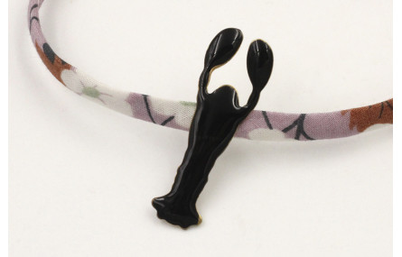 Pulsera lazo liberty lila con flores marrones y bl