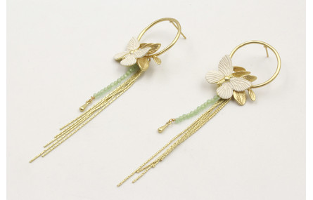 Pendientes perno aro hojitas dorado mate con marip