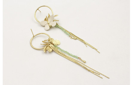 Pendientes perno aro hojitas dorado mate con marip