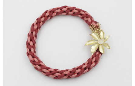 Collar seda granate y salmón con nudo kumihimo y c