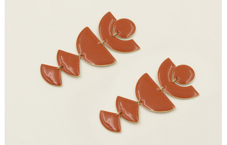 Pendientes con perno de círculo y piezas geométric