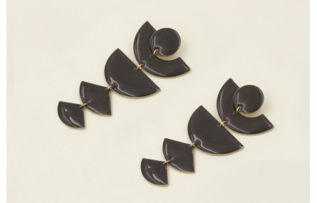 Pendientes con perno de círculo y piezas geométric