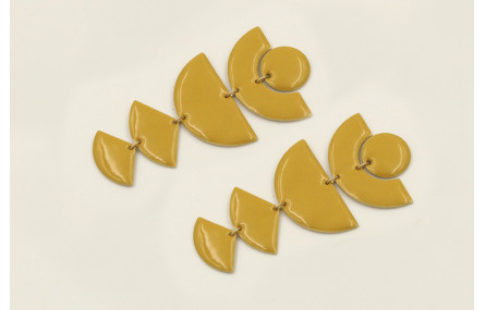 Pendientes con perno de círculo y piezas geométric