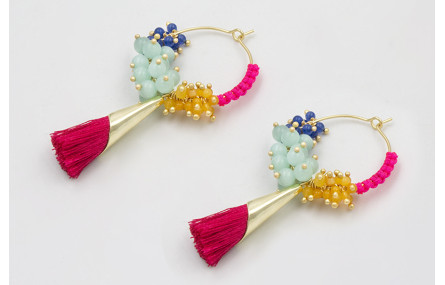 Pendiente aro mediano dorado mate con fleco hilo f