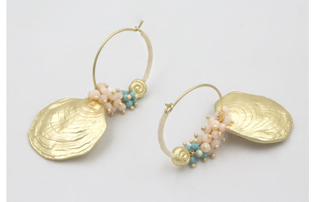 Pendientes aro mediano dorado mate con miyuki beig