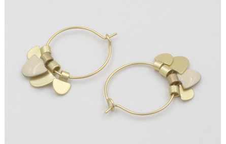 Pendientes aro pequeño dorado mate dagas cremas y 