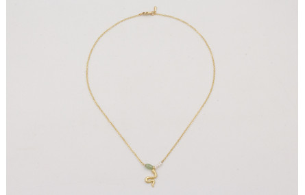 Collar cadena de eslabón pequeño dorado mate con c